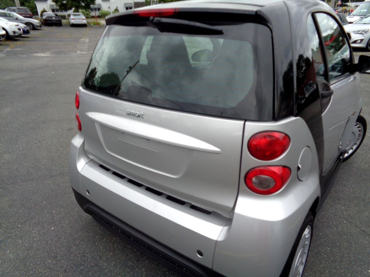 Used 2015 smart fortwo passion image 18
