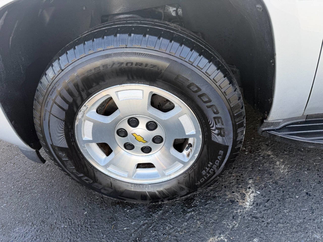 Used 2013 Chevrolet Tahoe LS w/ Convenience Package AWD/4WD image 14