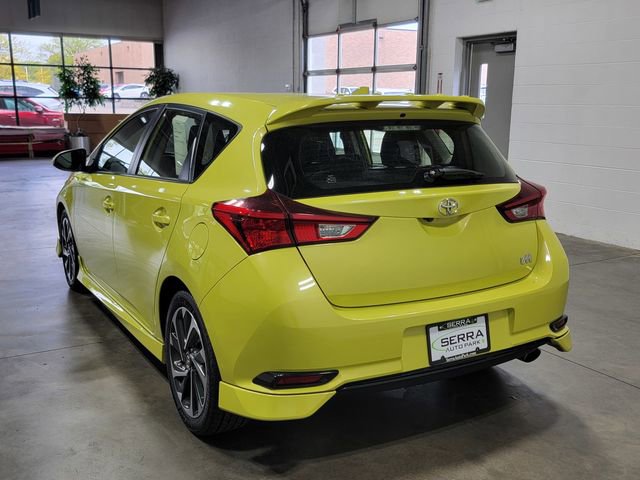 Used 2018 Toyota Corolla iM w/ Carpet Mat Package (TMS) FWD image 7