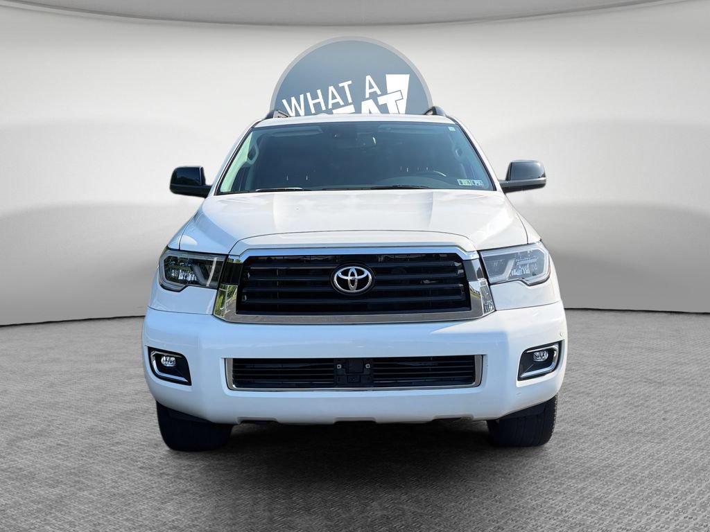 Used 2018 Toyota Sequoia TRD Sport AWD/4WD image 9