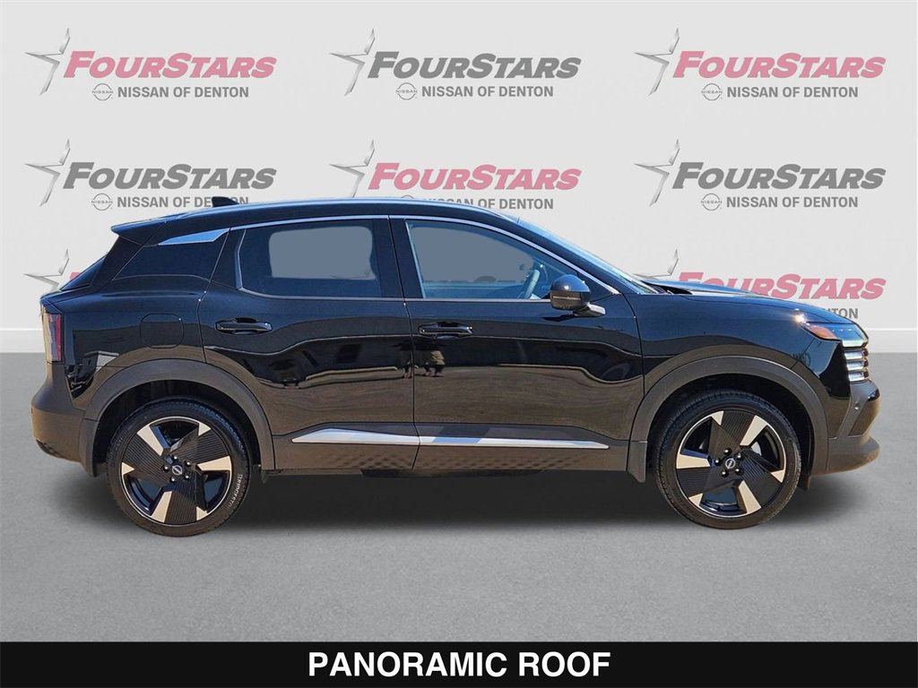 New 2026 Nissan Kicks SR w/ SR Premium Package image 3