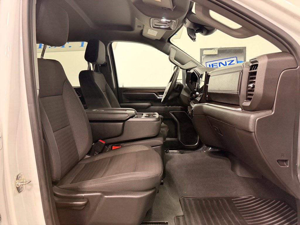 Used 2026 Chevrolet Silverado 2500 LT AWD/4WD image 19
