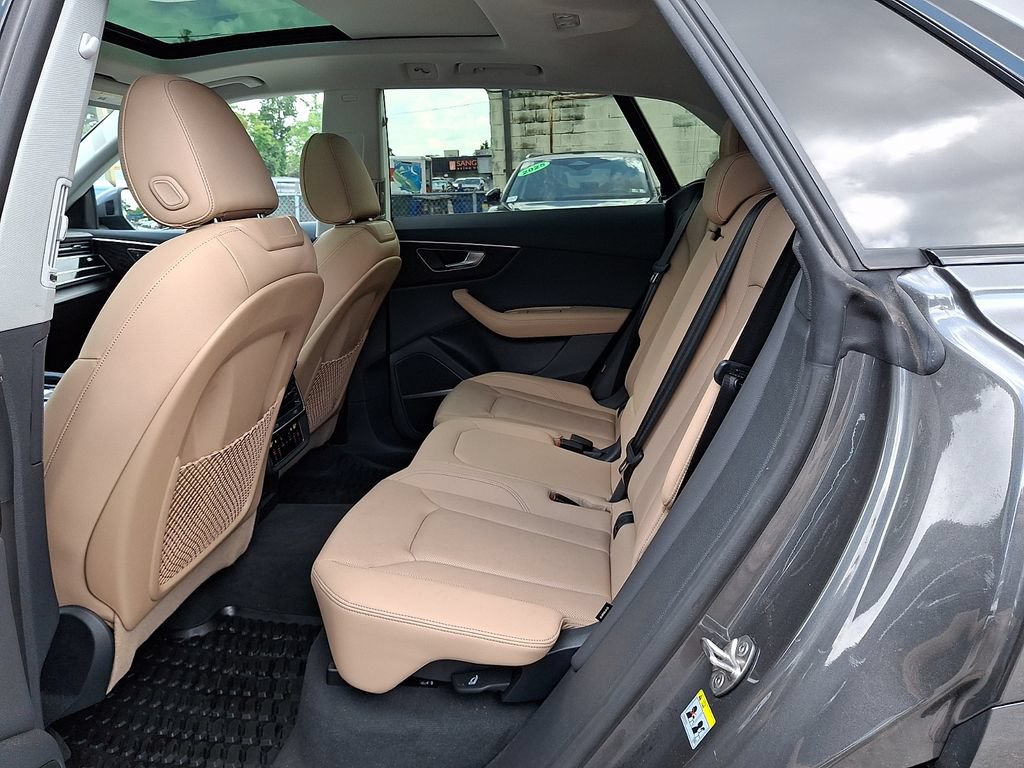 Certified 2025 Audi Q8 Premium Plus w/ Premium Plus Package AWD/4WD image 10