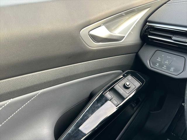 Used 2023 Volkswagen ID.4 Pro S Plus image 31