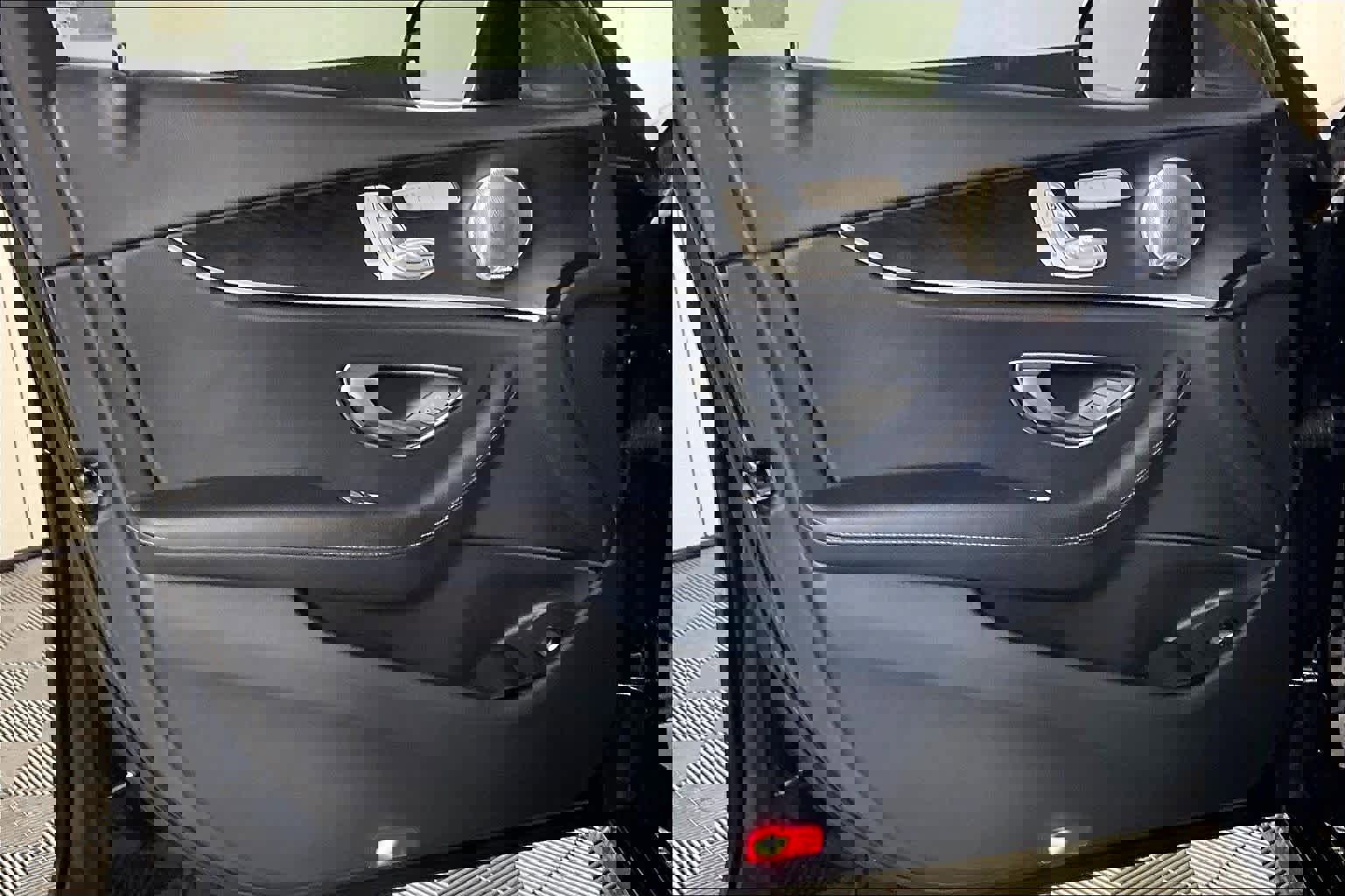 Used 2022 Mercedes-Benz E 350 Sedan image 20