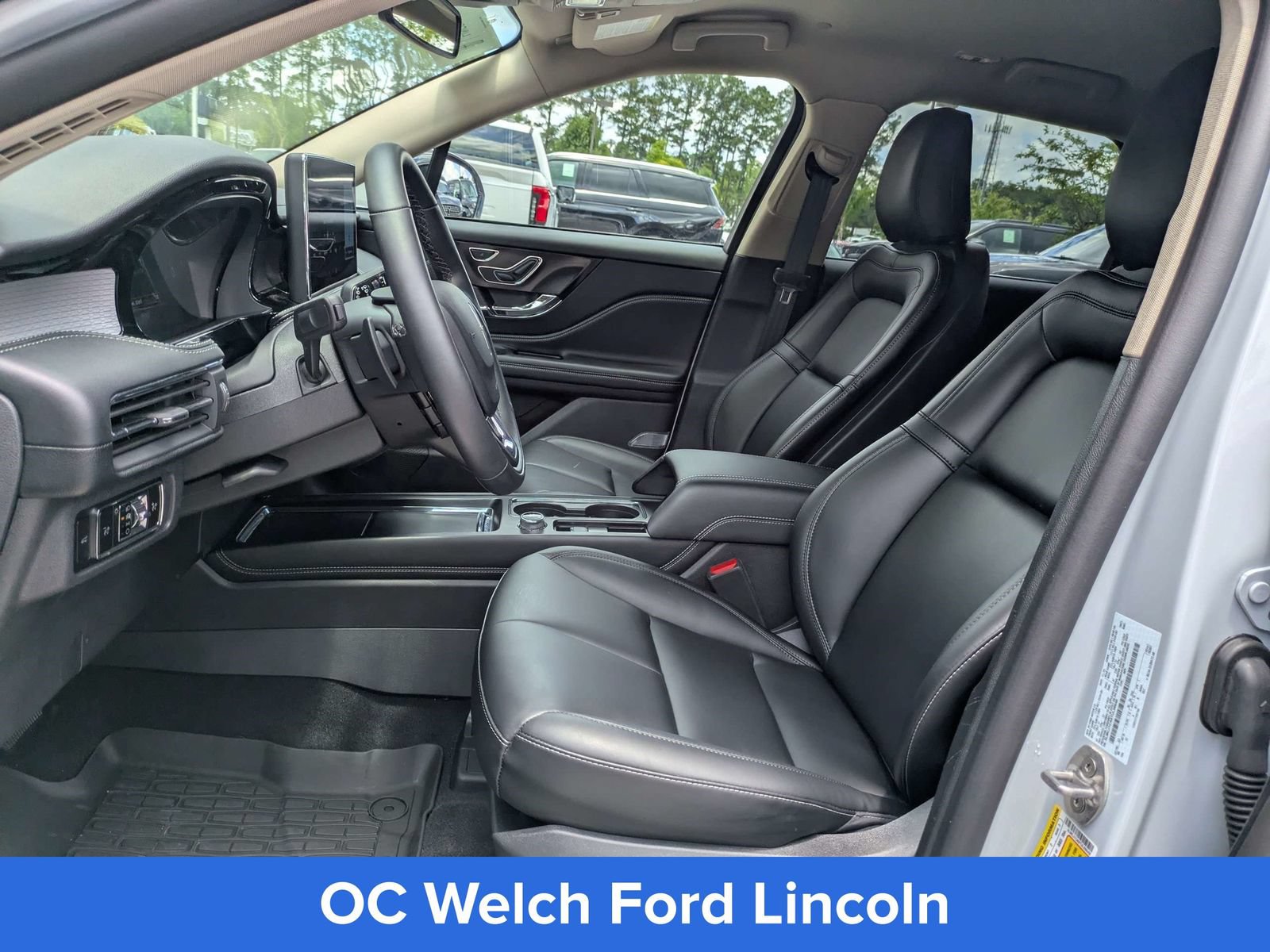 Certified 2026 Lincoln Corsair Premiere FWD image 12