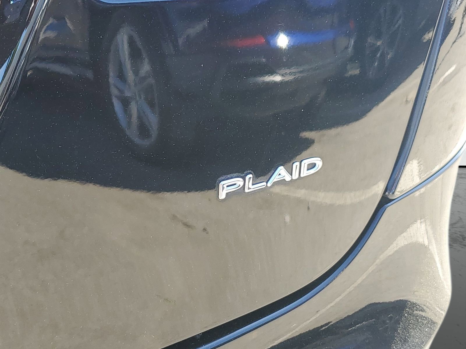 Used 2021 Tesla Model S Plaid image 7