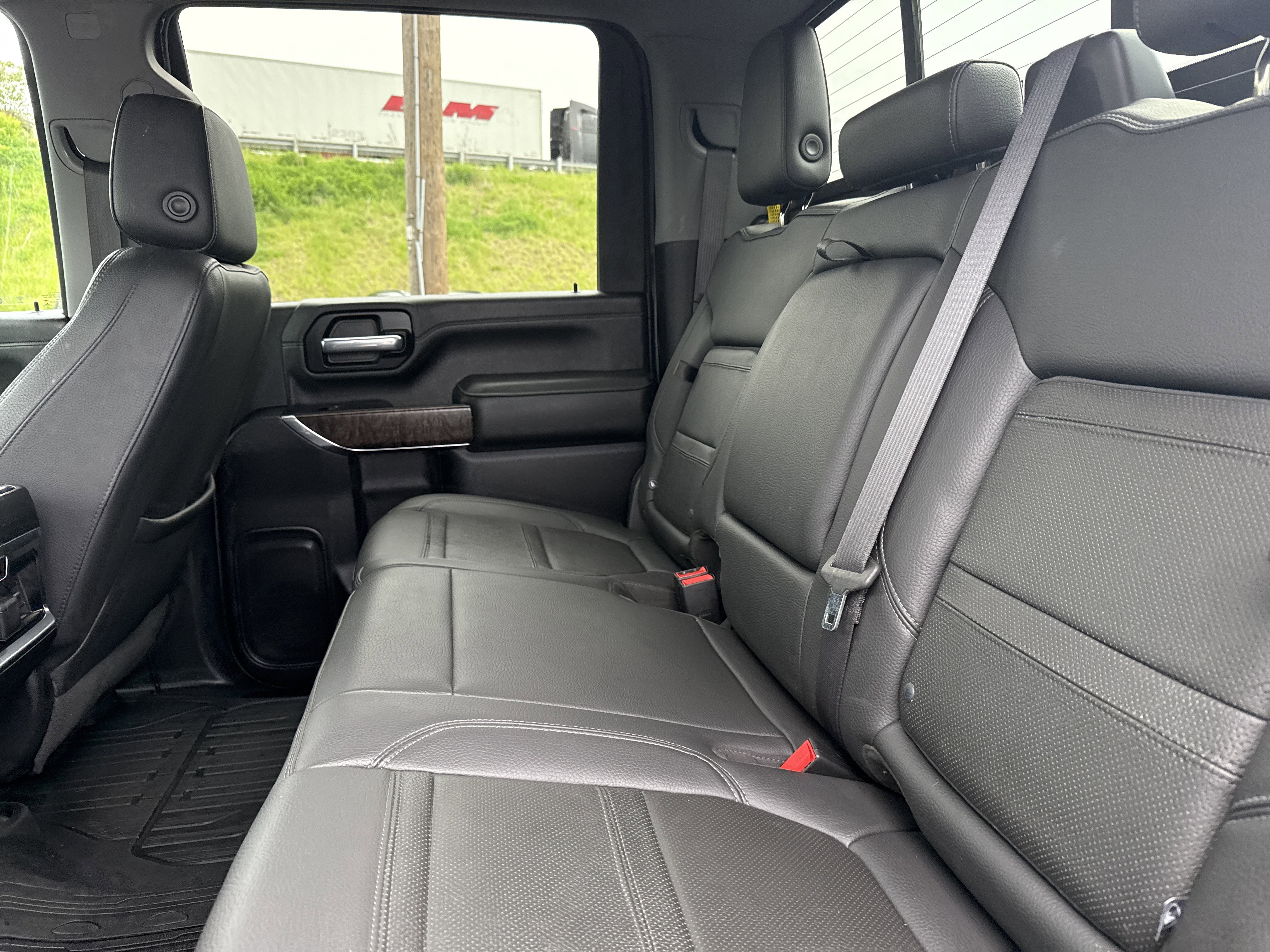 Used 2020 GMC Sierra 2500 Denali w/ Gooseneck/5TH Wheel Package AWD/4WD image 13
