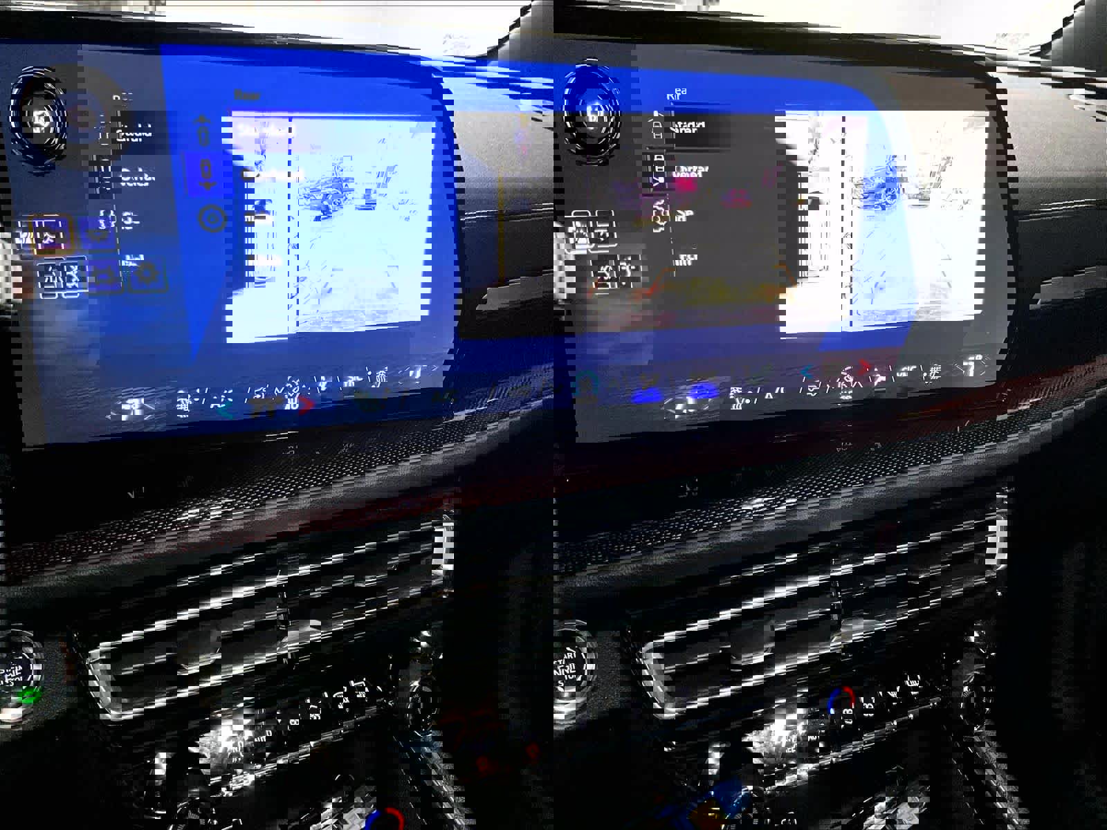 Used 2025 Chevrolet Traverse Z71 w/ Driver Confidence Package image 28