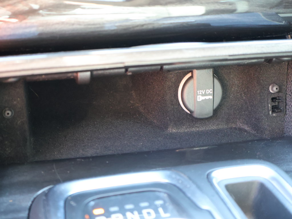 Used 2019 Chrysler 300 Touring w/ Driver Convenience Group RWD image 36
