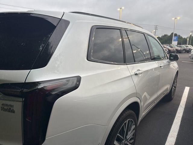 Used 2024 Cadillac XT6 Sport w/ Technology Package AWD/4WD image 6