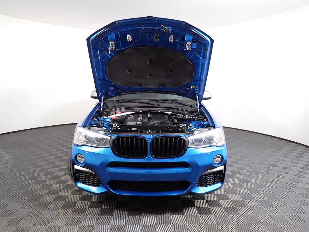 Used 2018 BMW X4 M40i image 8