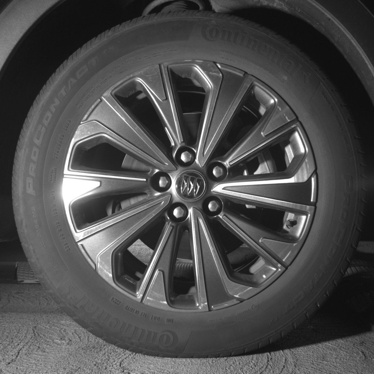 Used 2024 Buick Envision Preferred image 13