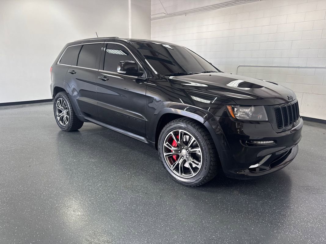 Used 2013 Jeep Grand Cherokee SRT8 AWD/4WD image 2