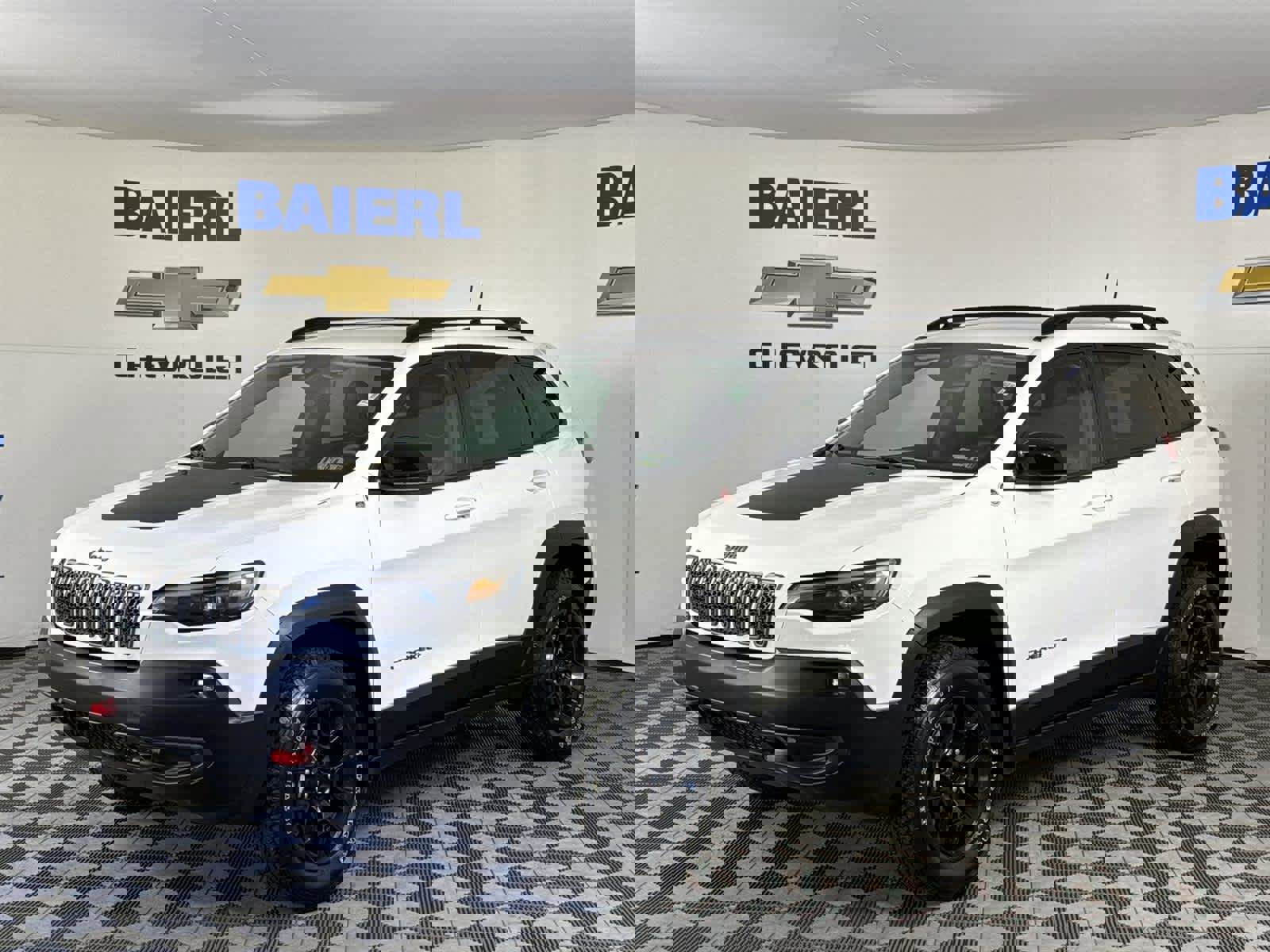 Used 2022 Jeep Cherokee Trailhawk w/ Trailer Tow Group