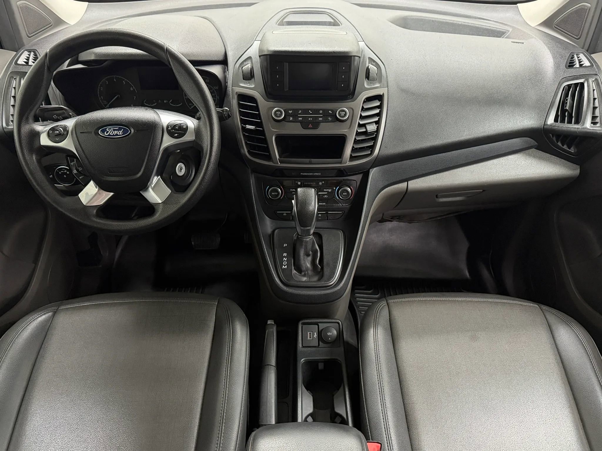 Used 2020 Ford Transit Connect XL FWD image 2