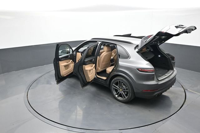 Certified 2021 Porsche Cayenne S AWD/4WD image 28