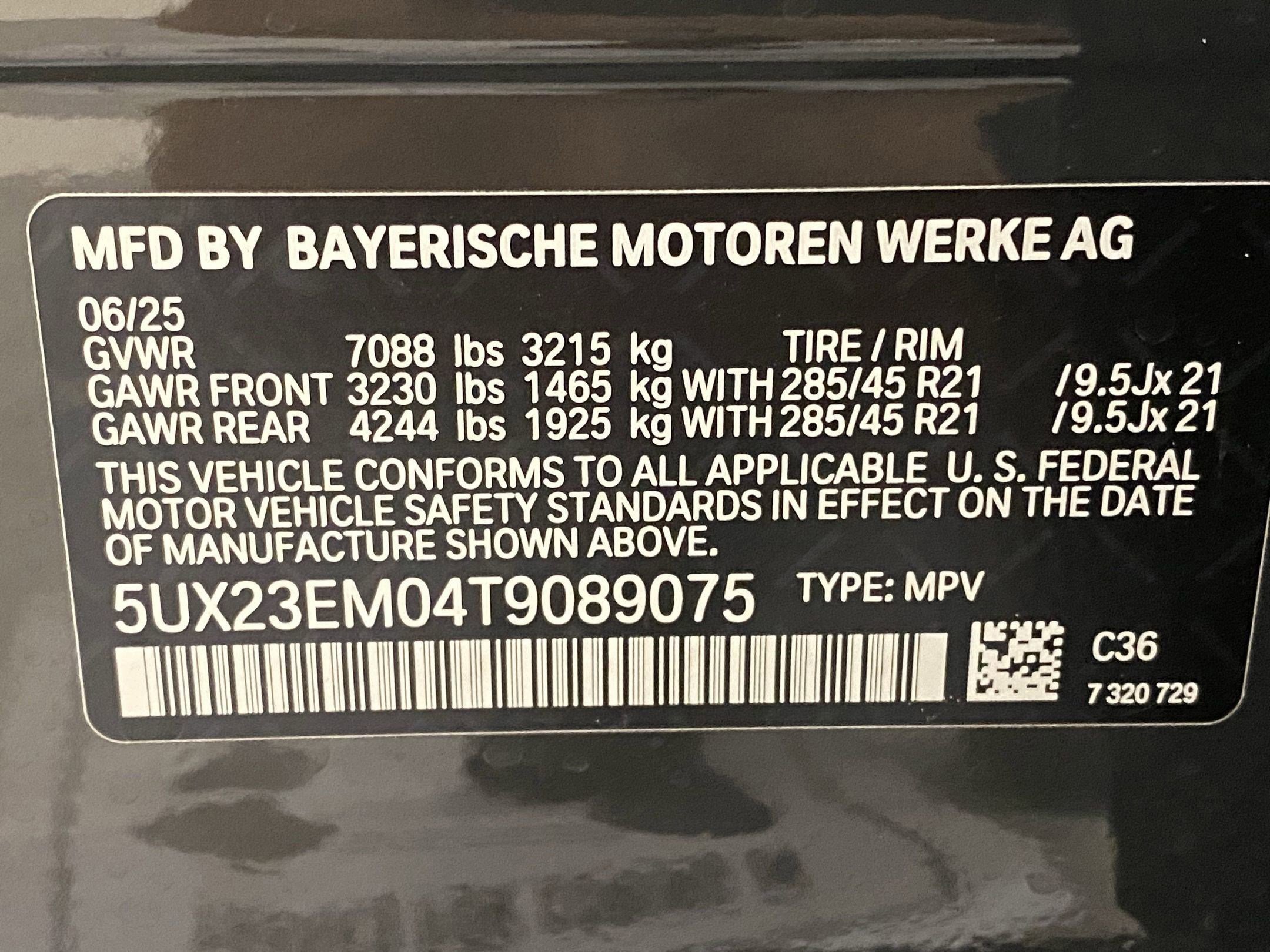 Used 2026 BMW X7 xDrive40i w/ Premium Package image 21