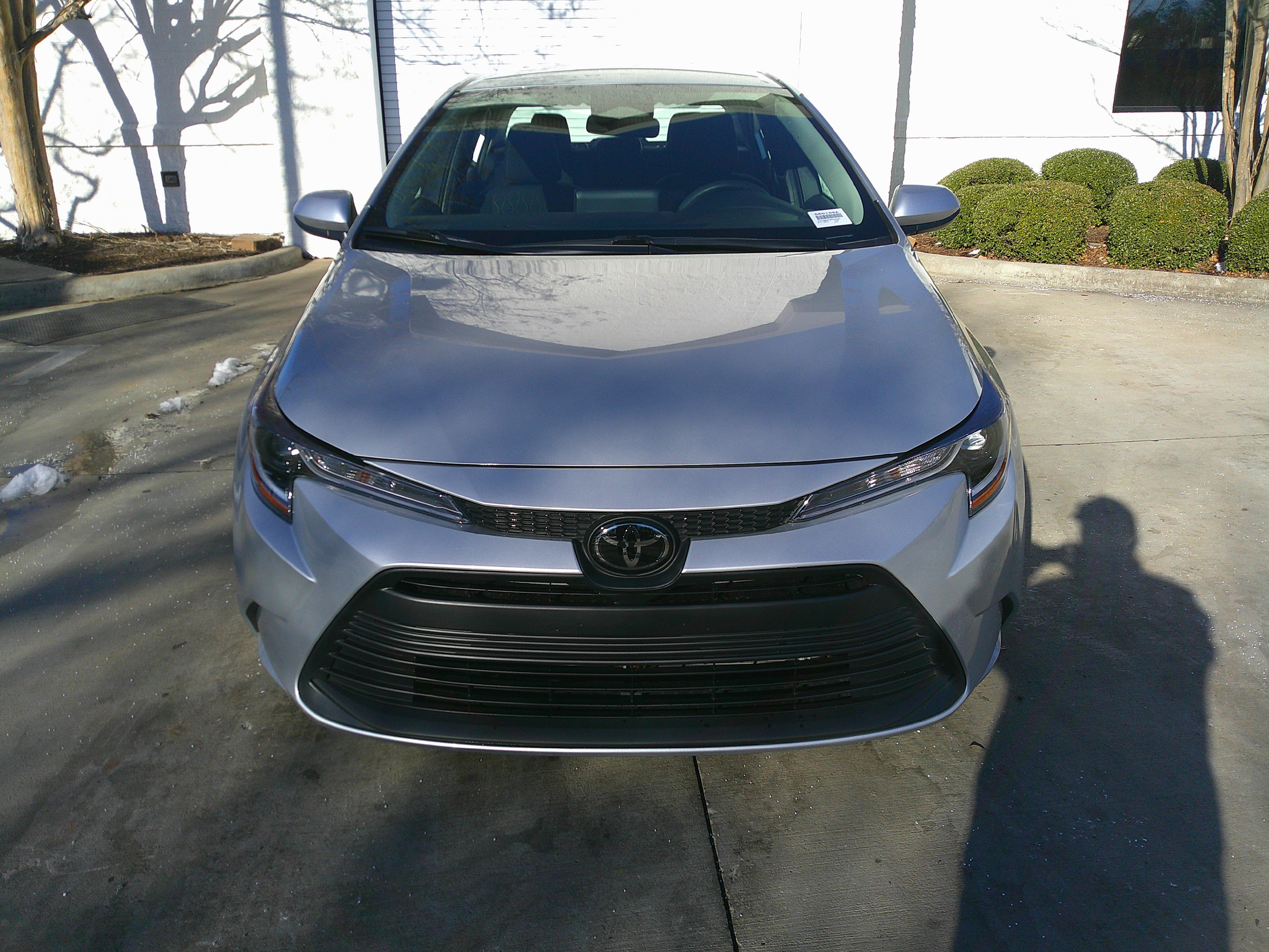 Used 2024 Toyota Corolla LE image 3