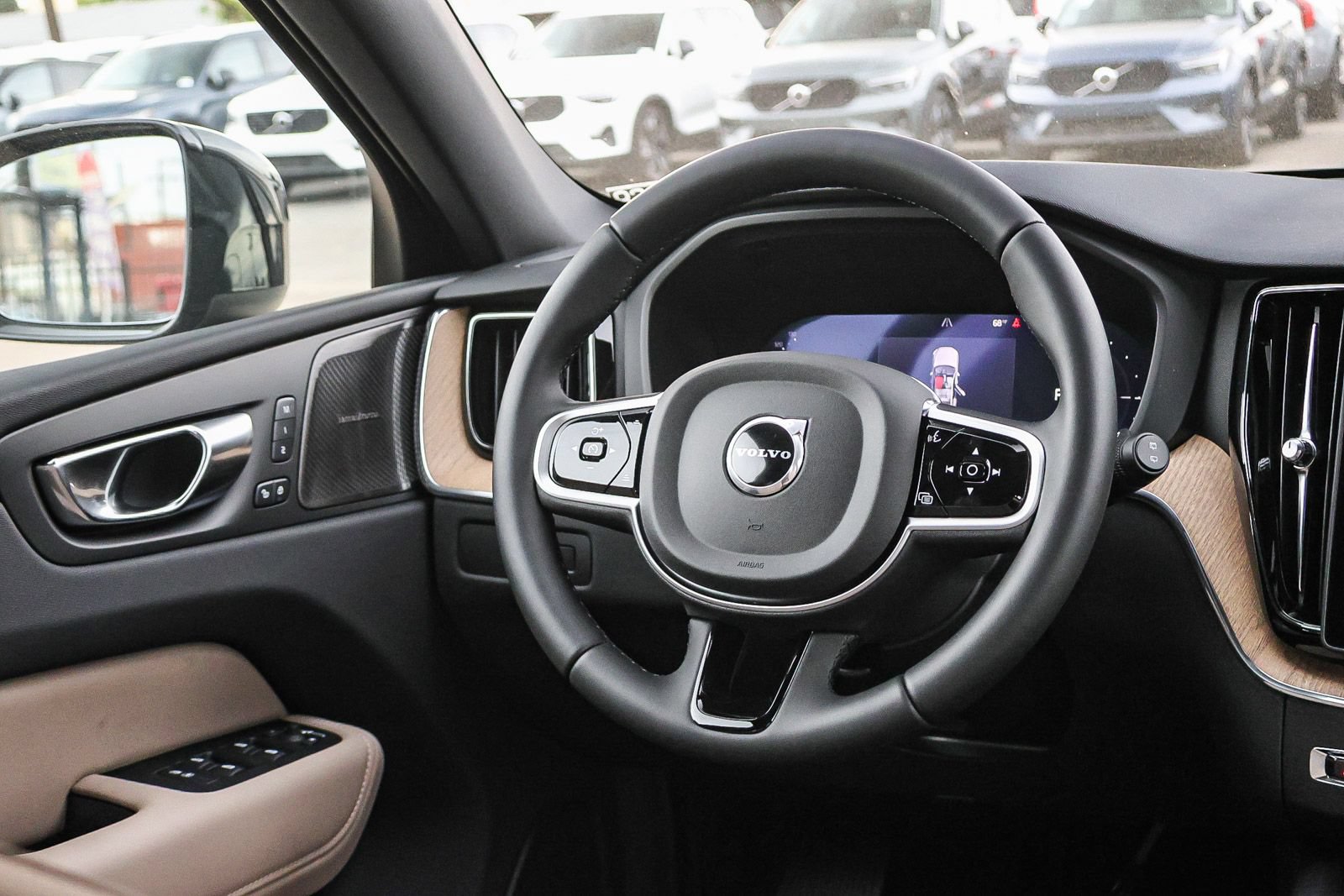 New 2026 Volvo XC60 T8 Plus AWD/4WD image 23