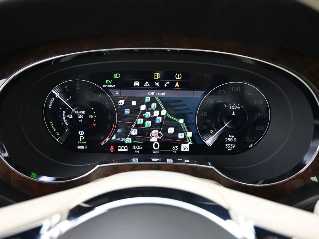 Certified 2023 Bentley Bentayga Plug-In Hybrid AWD/4WD image 18