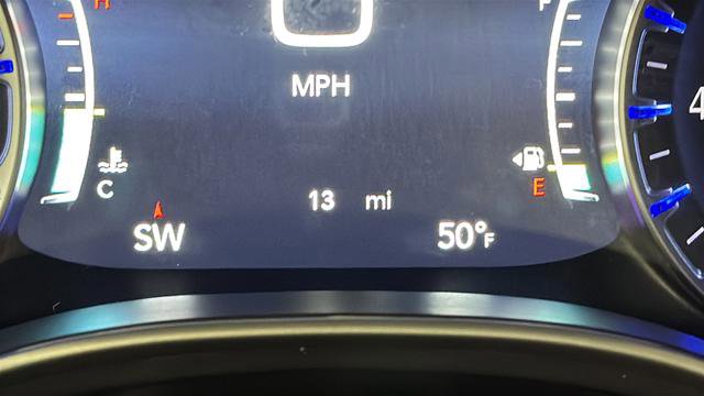 New 2026 Chrysler Pacifica Select image 10