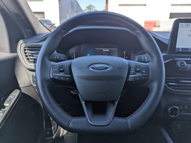 Used 2023 Ford Escape ST-Line image 14