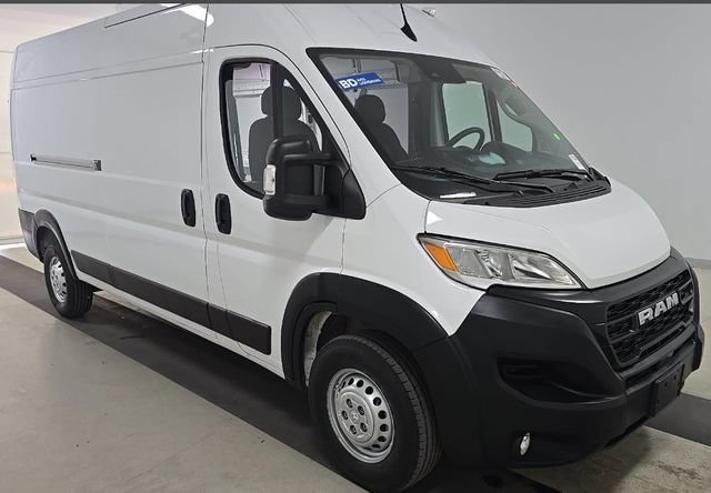 Used 2025 RAM ProMaster 2500 w/ Convenience Group FWD image 2