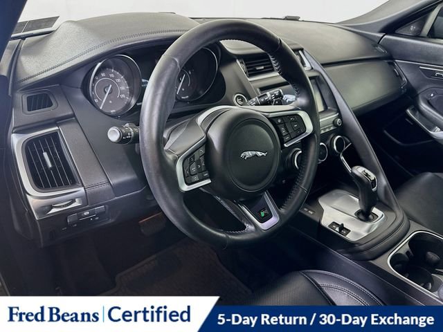 Used 2020 Jaguar E-PACE SE image 10