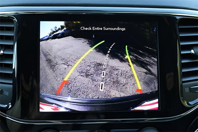 Used 2020 Jeep Grand Cherokee Limited w/ Luxury Group II image 22