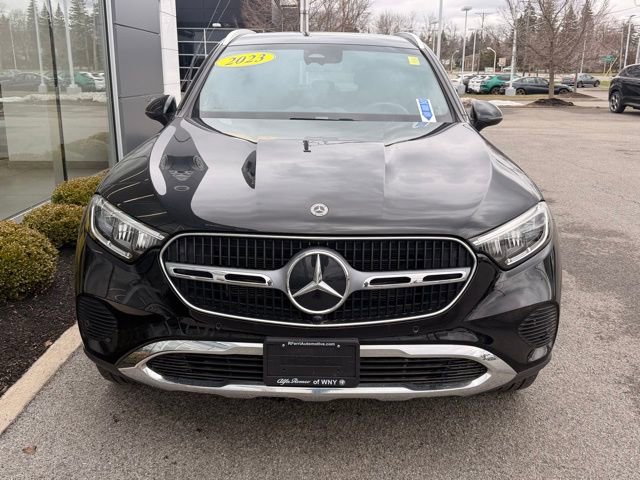 Used 2023 Mercedes-Benz GLC 300 4MATIC image 2