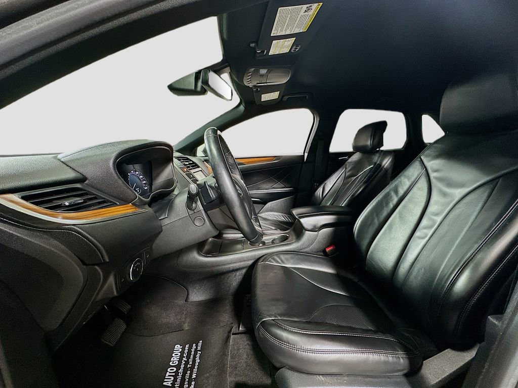 Used 2017 Lincoln MKC Select w/ Select Plus Package FWD image 22