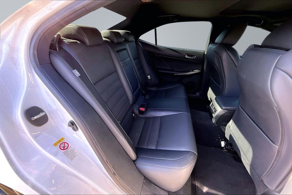 Used 2016 Lexus IS 200t RWD image 18