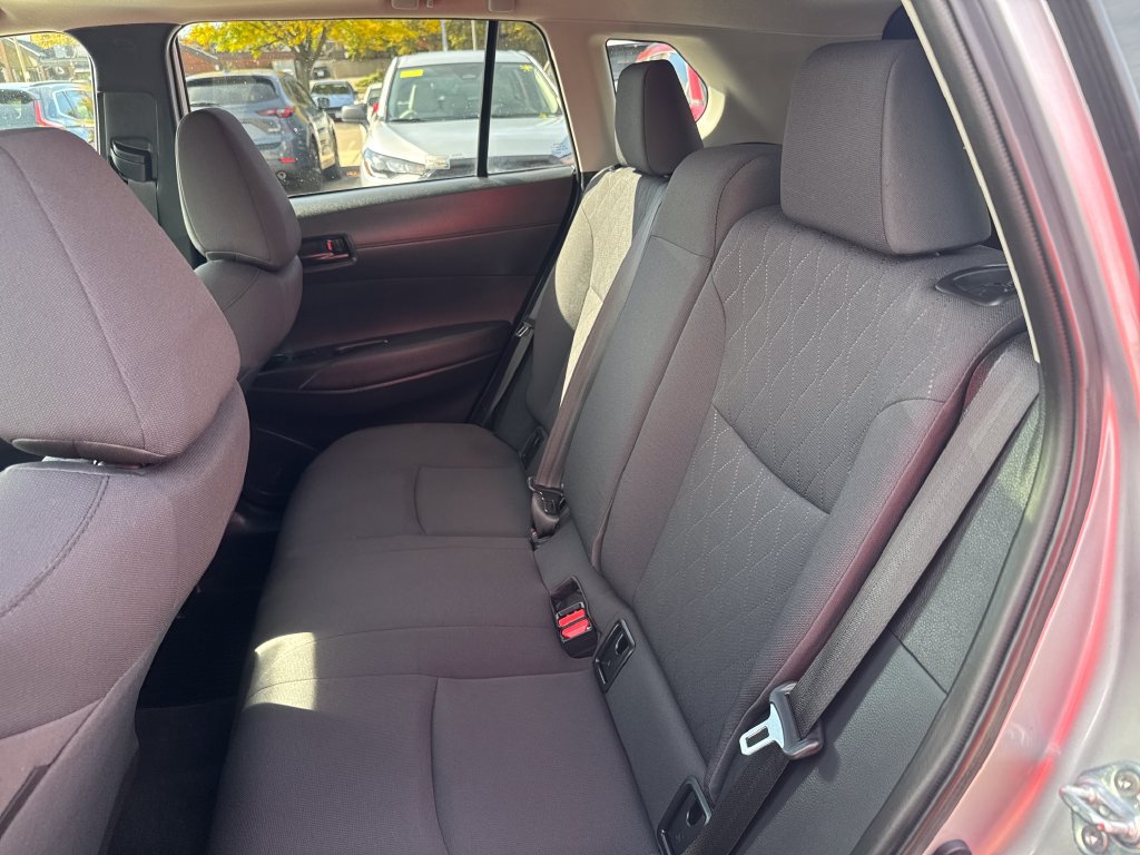 Used 2023 Toyota Corolla Cross LE w/ Moonroof Package AWD/4WD image 37