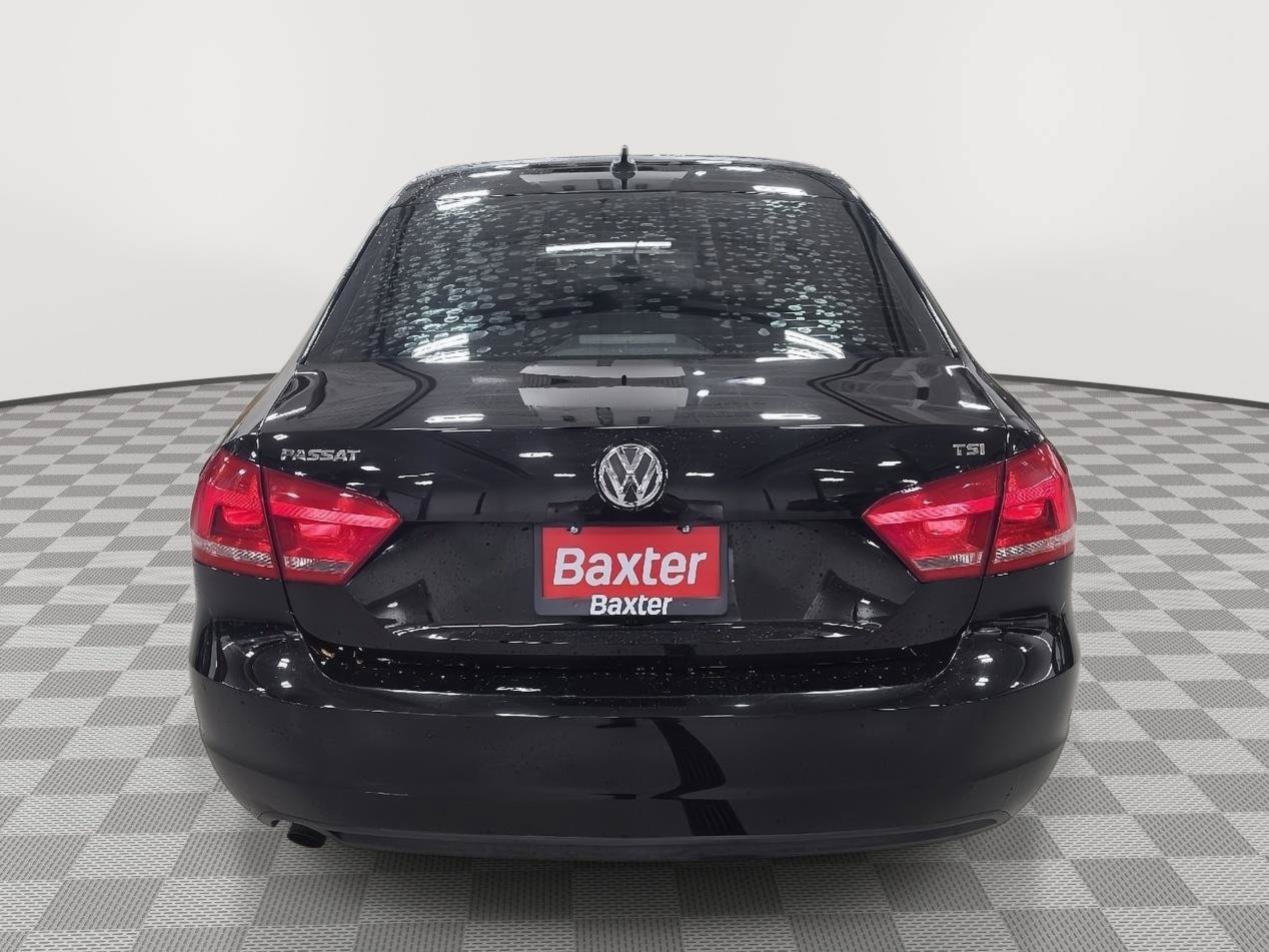 Used 2015 Volkswagen Passat 1.8T Limited Edition FWD image 4