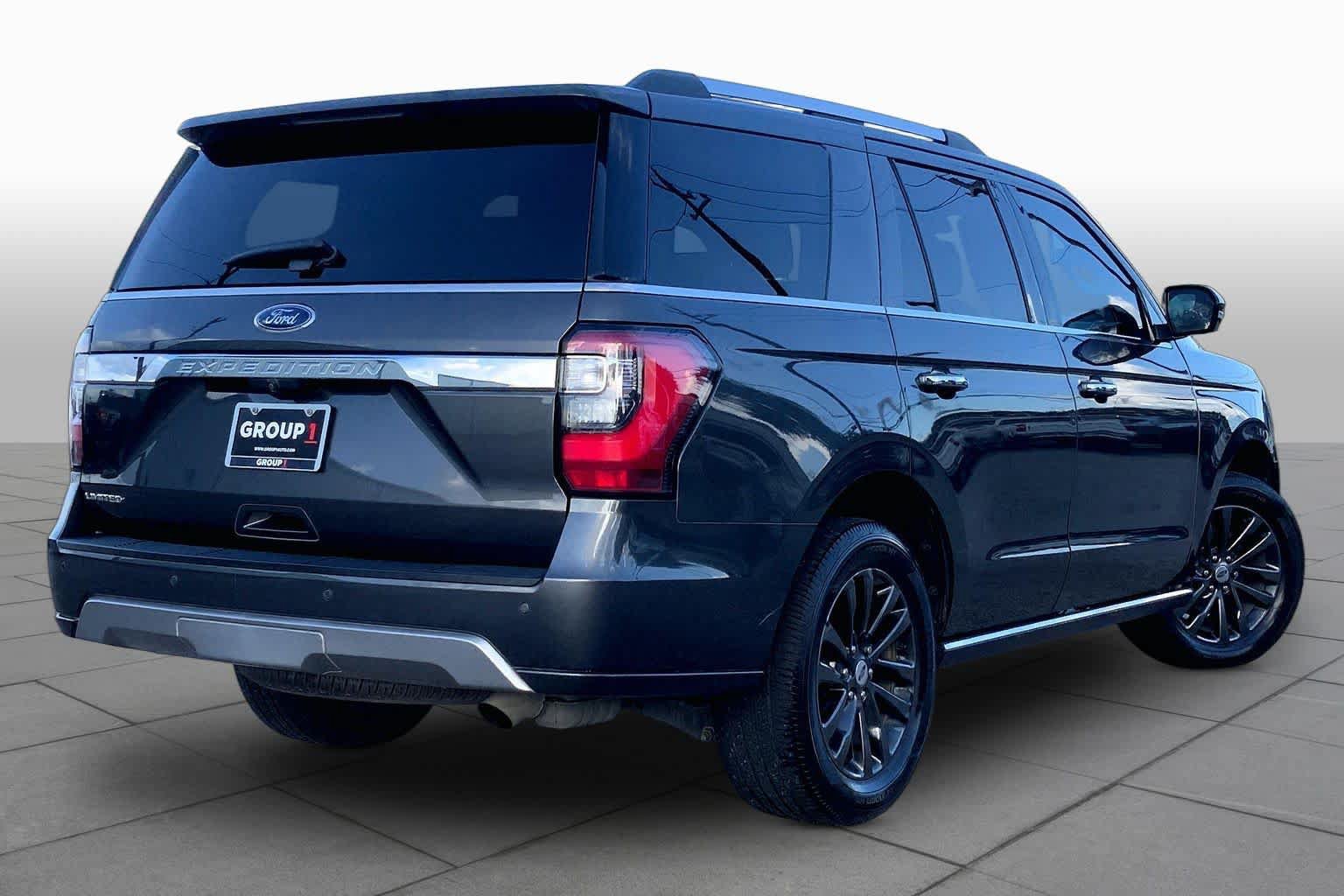 Used 2019 Ford Expedition Limited RWD image 12