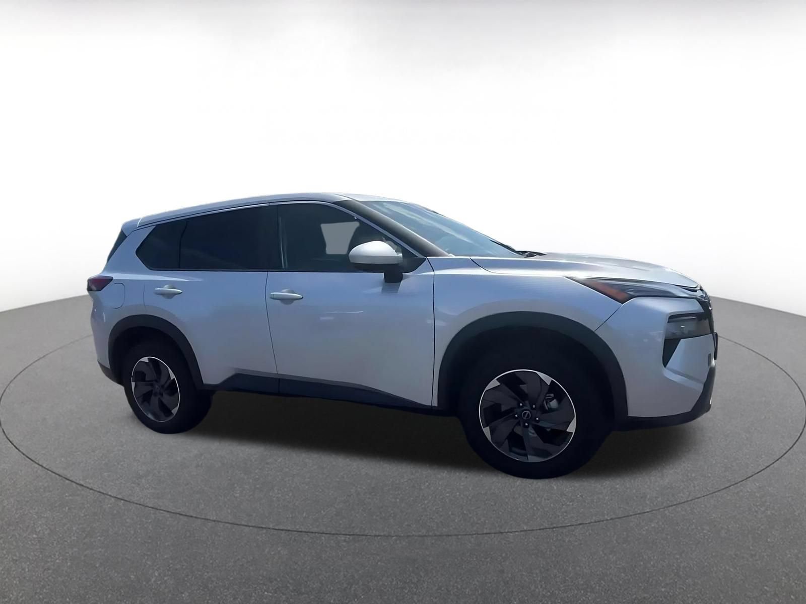 Used 2025 Nissan Rogue SV FWD video 2