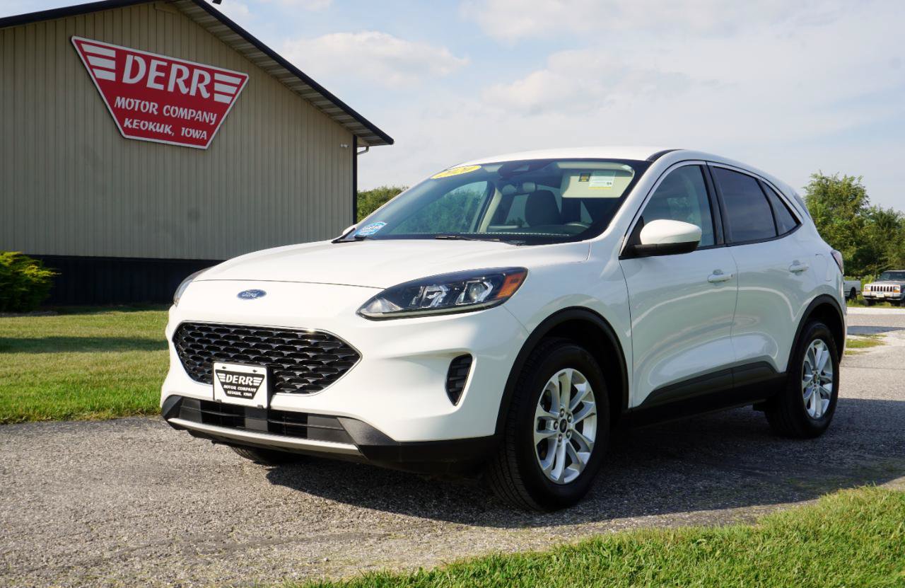Used 2020 Ford Escape SE AWD/4WD image 2