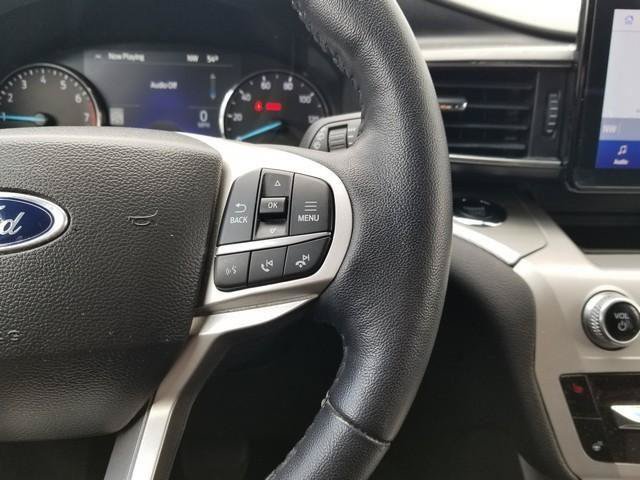 Used 2023 Ford Explorer XLT w/ Equipment Group 202A AWD/4WD image 25