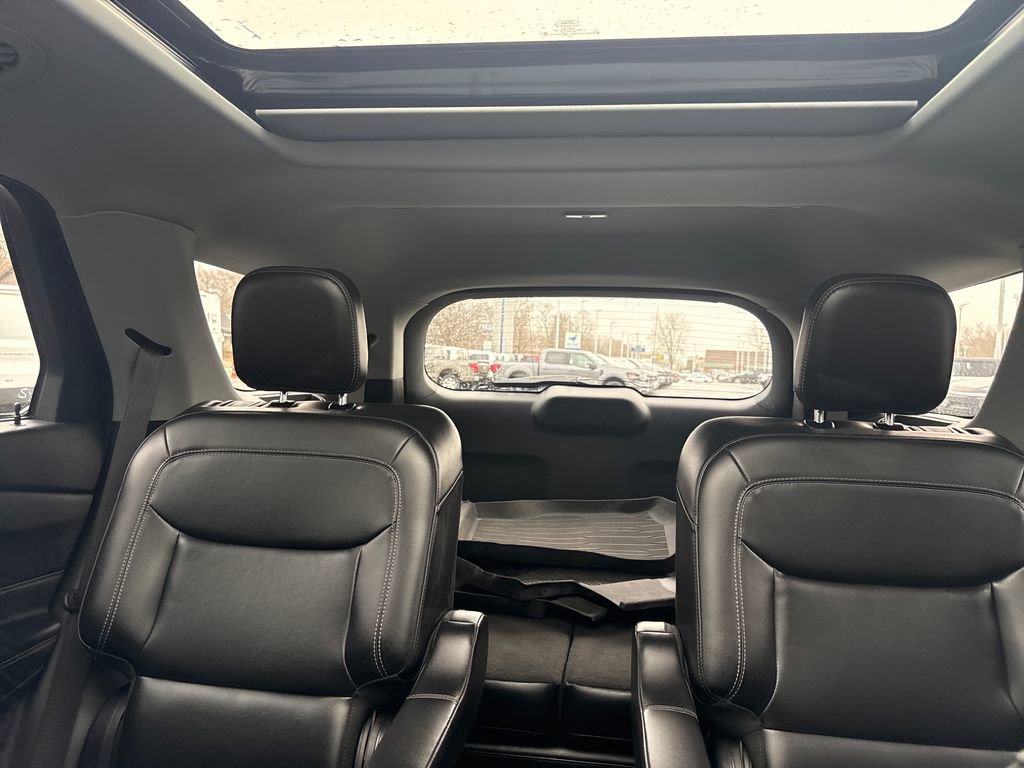 Used 2023 Ford Explorer XLT w/ Equipment Group 202A image 38