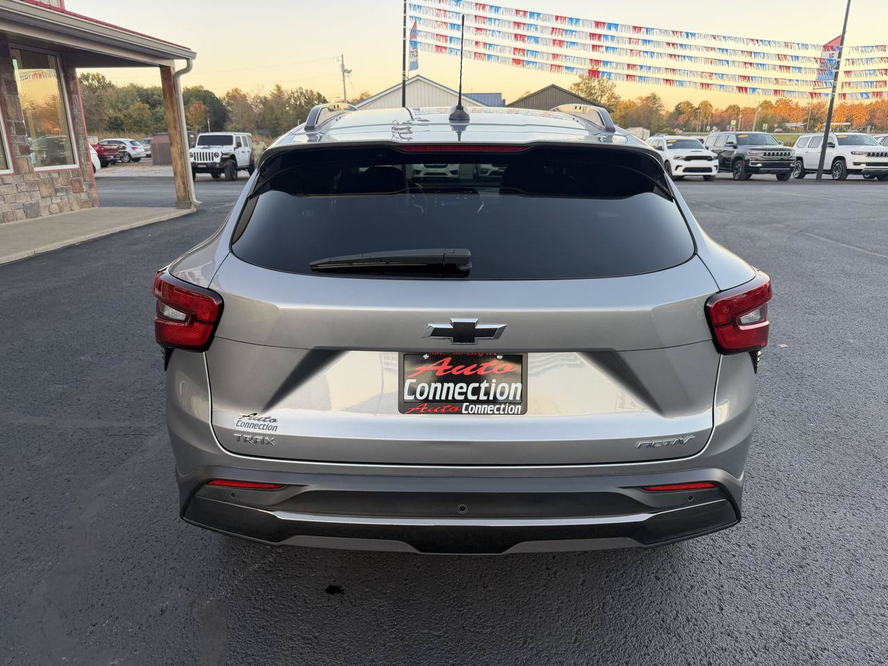 Used 2025 Chevrolet Trax ACTIV w/ Driver Confidence Package FWD image 5
