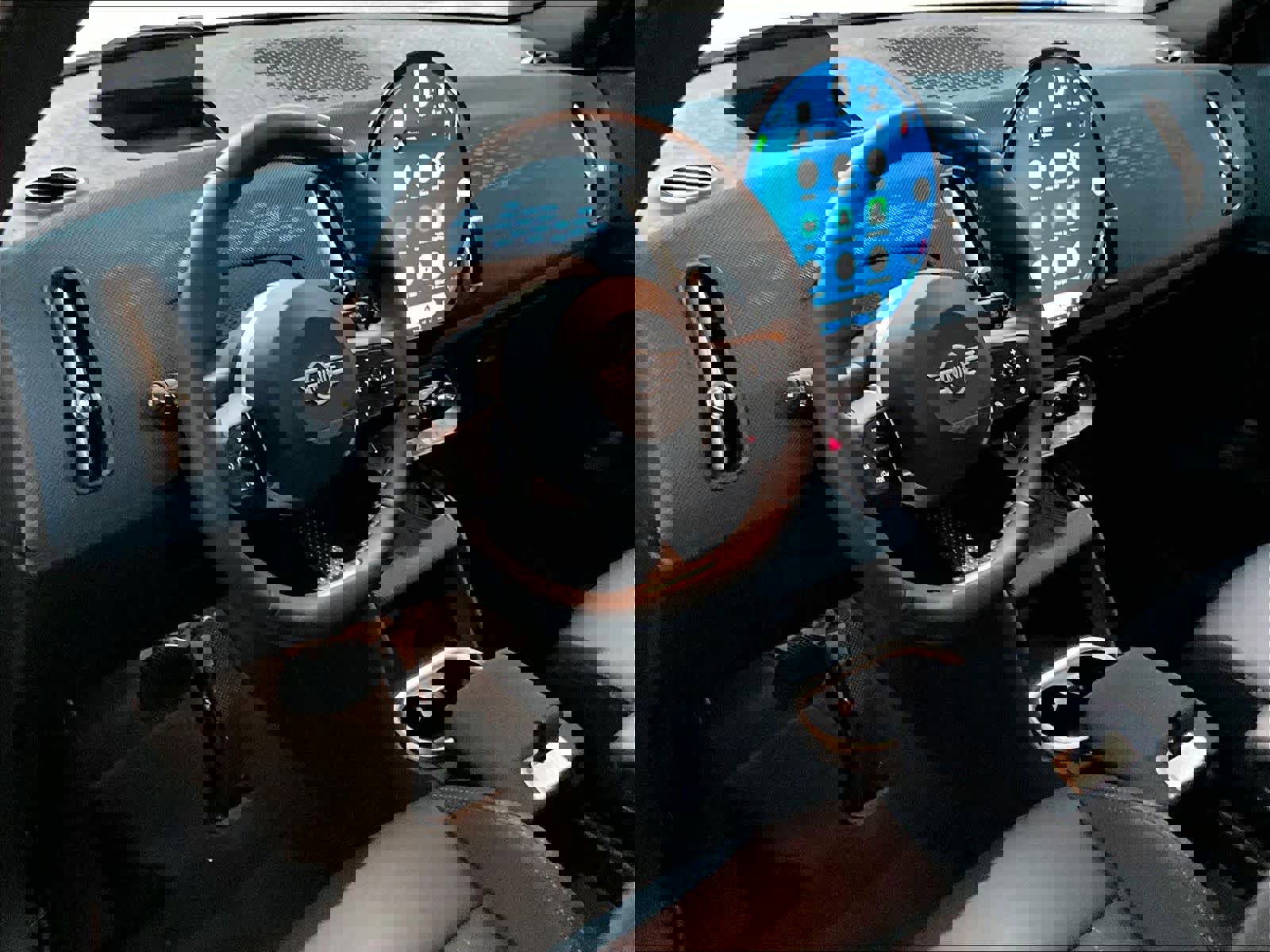 Certified 2025 MINI Cooper Countryman SE image 16