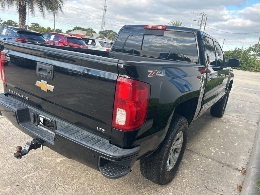 Used 2016 Chevrolet Silverado 1500 LTZ Z71 w/ LTZ Plus Package image 7