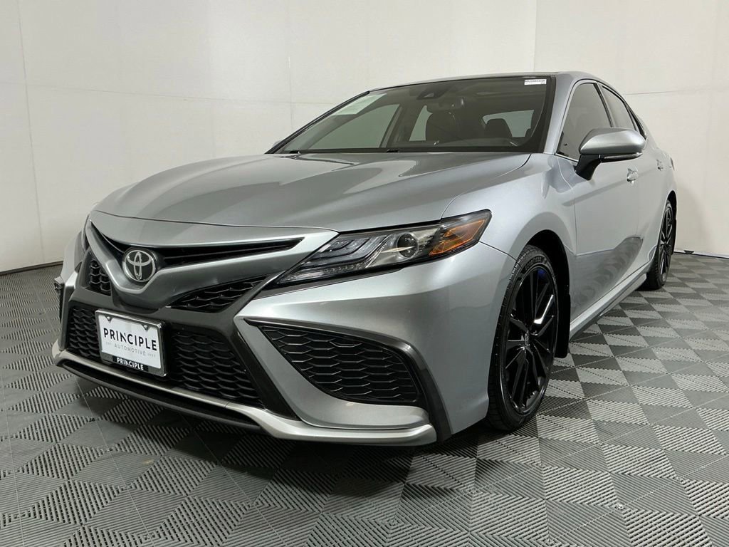 Used 2021 Toyota Camry XSE FWD image 25