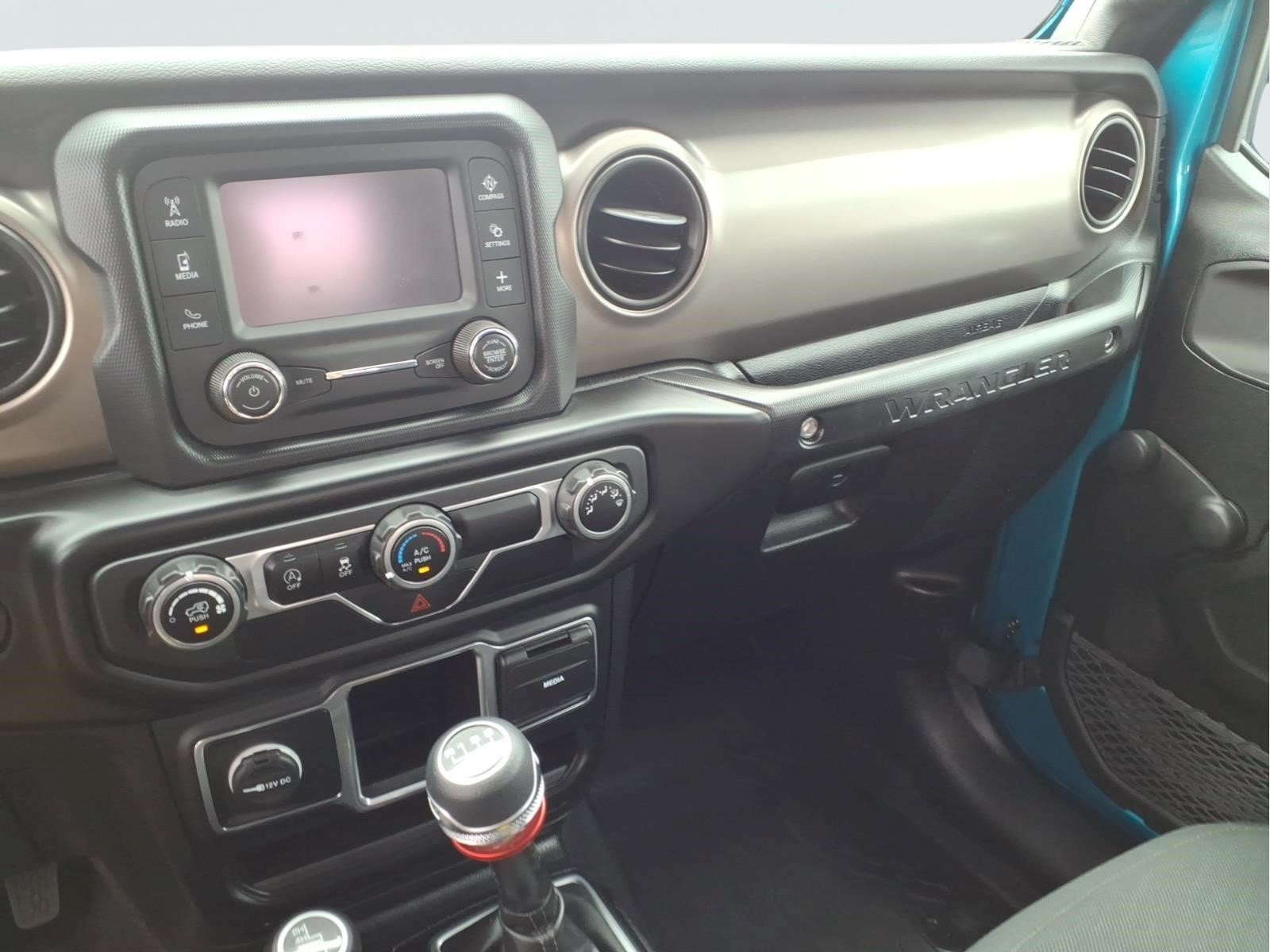Used 2020 Jeep Wrangler Sport AWD/4WD image 29