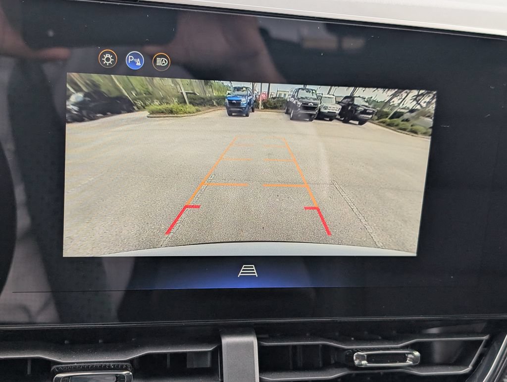 Used 2026 Chevrolet Equinox RS w/ Convenience Package III FWD image 23