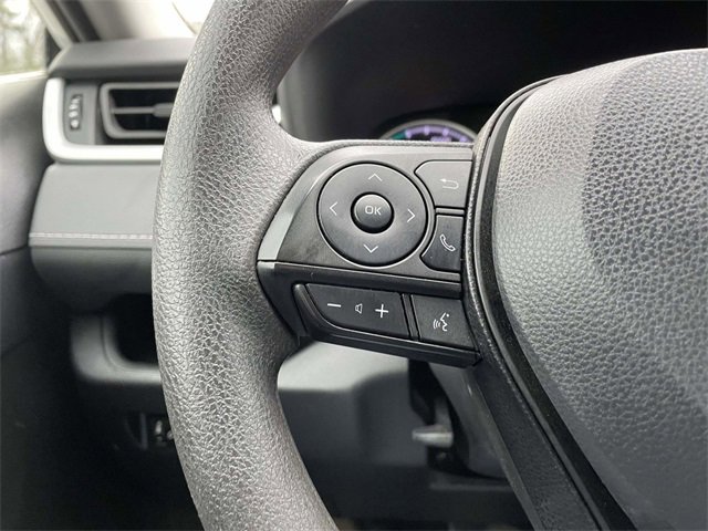 Used 2022 Toyota RAV4 XLE image 23