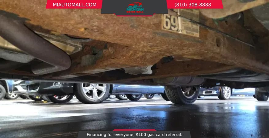 Used 2011 Chevrolet Suburban LTZ AWD/4WD image 26