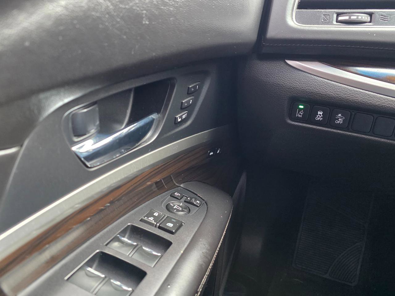 Used 2016 Acura RLX w/ Technology Package FWD image 24