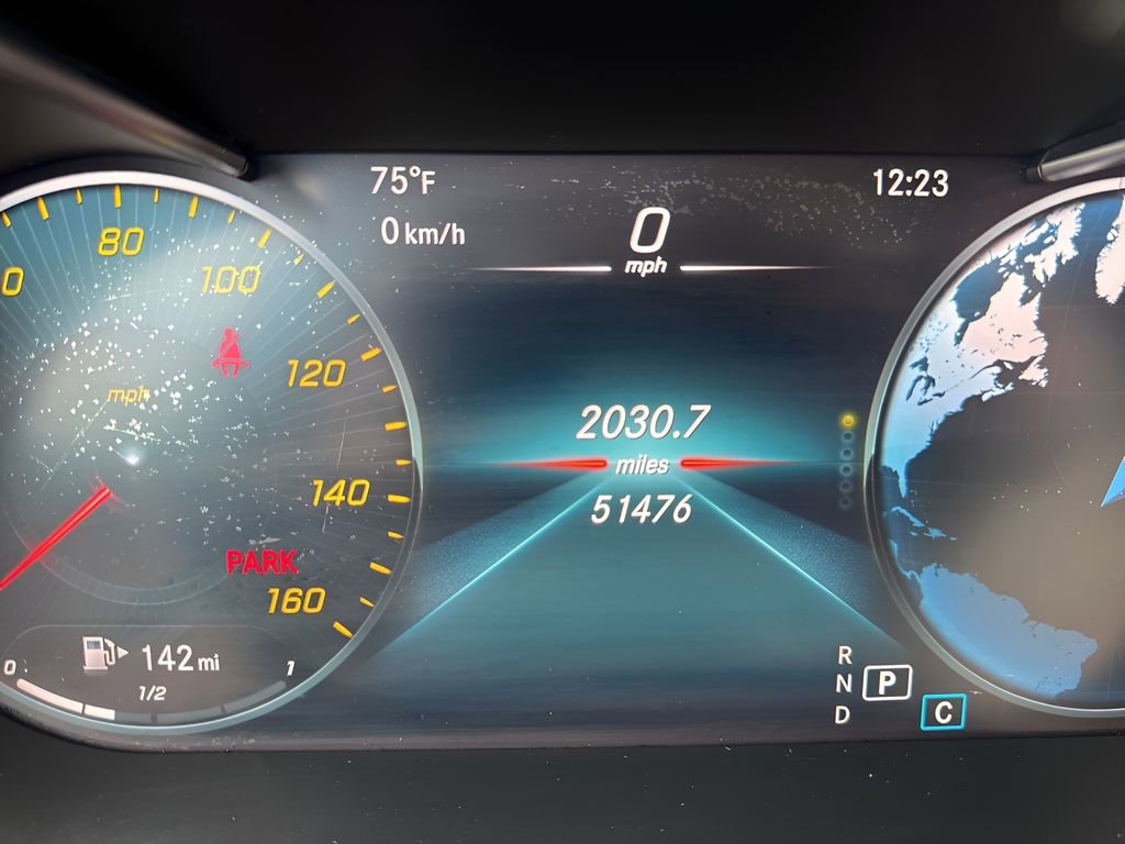 Used 2021 Mercedes-Benz GLC 300 4MATIC image 22
